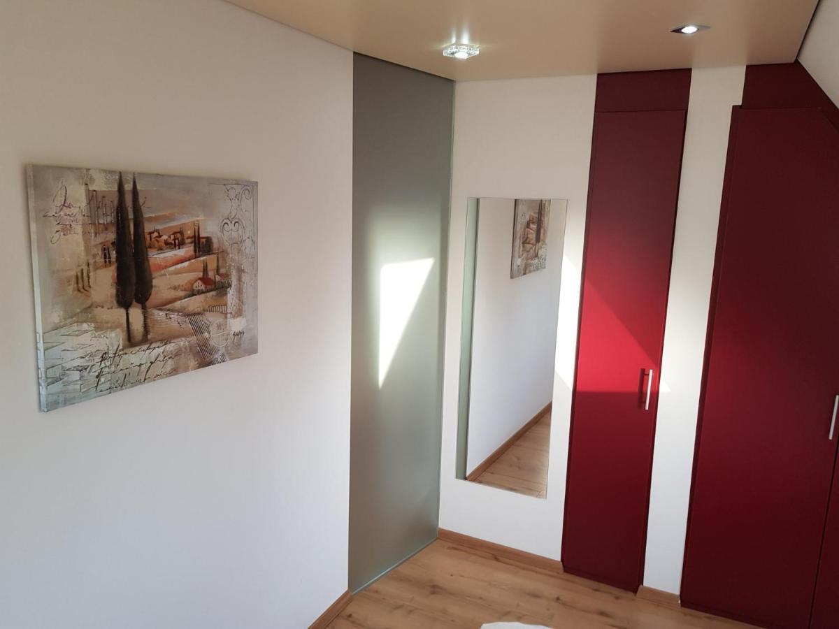 Haus Am Teich - Teichblick Apartment Fehmarn Exterior photo